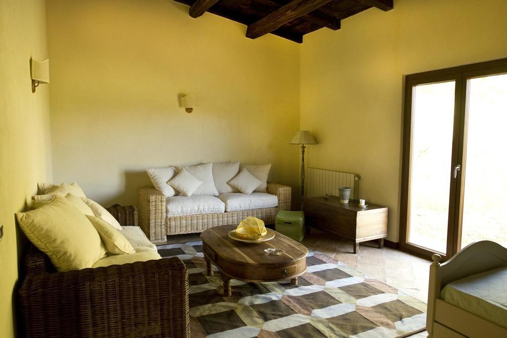 Agriturismo Borgo Serafino Mangone  Exterior foto